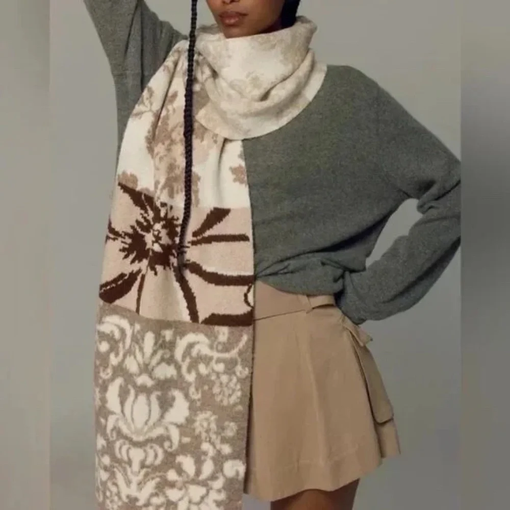 NWT Anthropologie Mariel Brown Knit Scarf